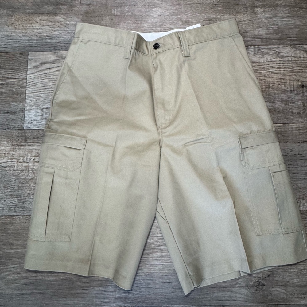 Dickies Regular Fit Cargo shorts 11” Inseam Size 34